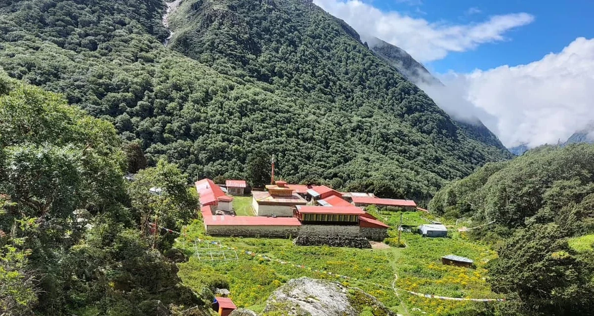 Lapchi Kang Trek: Complete Guide to Nepal’s Sacred Himalayan Pilgrimage